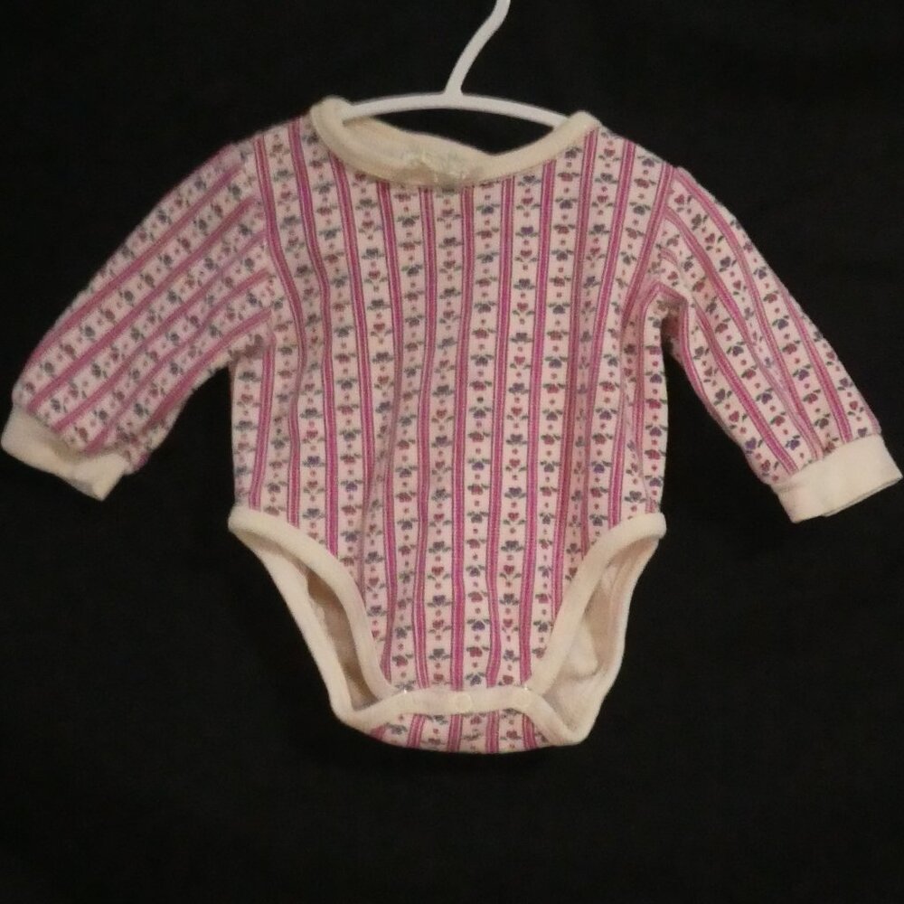 Unbranded | 6 months | Adorable Striped Floral Hearts Baby Cotton Bodysuit